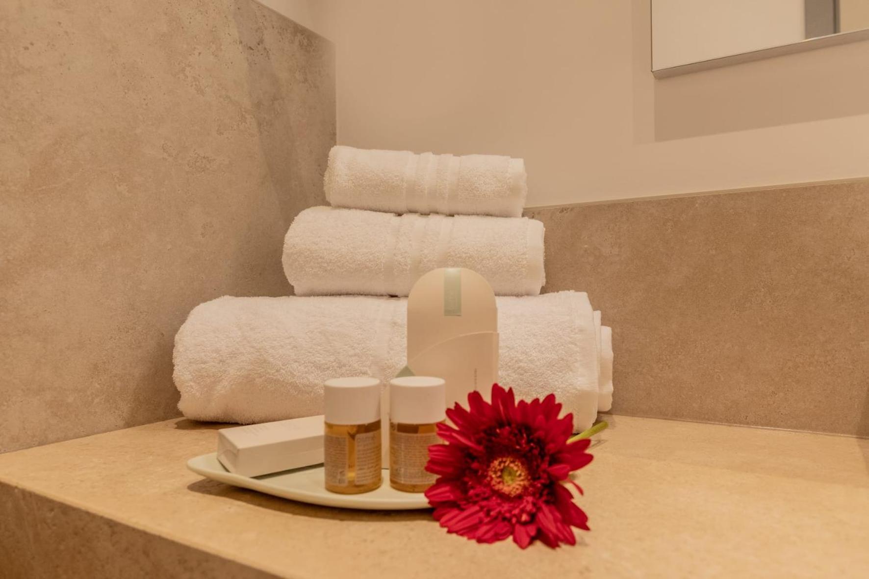 Hotel Trevi Monti House Roma Esterno foto